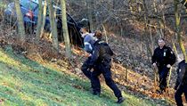 Pražští policisté stříleli do vzduchu při pronásledování dvou mužů v kradeném... | na serveru Lidovky.cz | aktuální zprávy