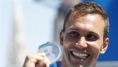 Michal Navrátil se raduje ze zisku stíbrné medaile na MS ve skocích do vody z...