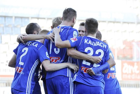 Fotbalisté Sigmy Olomouc se radují z výhry nad Libercem.