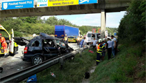 Vážná dopravní nehoda v úterý ráno uzavřela dálnici D1. | na serveru Lidovky.cz | aktuální zprávy