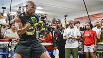 Floyd Mayweather v přípravě na Conora McGregora. | na serveru Lidovky.cz | aktuální zprávy