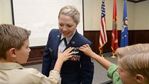 Drony amerického letectva bude pilotovat historicky první žena, rotná Courtney První pilotka dronů amerického letectva | na serveru Lidovky.cz | aktuální zprávy