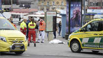 Finská policie postřelila útočníka bodajícího do lidí. Potvrzeny dvě oběti Místo činu ve finském Turku. | na serveru Lidovky.cz | aktuální zprávy