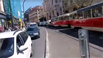 U Národního divadla stojí tramvaje | na serveru Lidovky.cz | aktuální zprávy