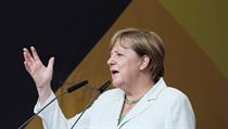 Pro mnoh je Merkelov lhka a podvodnice, pro jin politik svtovho formtu.