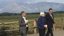 Šéfka Fedu Janet Yellenová se baví s talks with Mario Draghi, prezidentem... | na serveru Lidovky.cz | aktuální zprávy