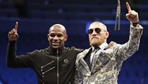 Floyd Mayweather a Conor McGregor se loučí s arénou v Las Vegas. | na serveru Lidovky.cz | aktuální zprávy