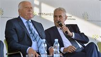 Prezident Miloš Zeman (druhý zprava) navštívil mezinárodní agrosalon Země... | na serveru Lidovky.cz | aktuální zprávy