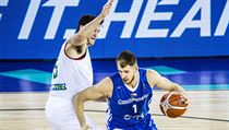 Maďarsko - ČR, utkání skupiny C mistrovství Evropy basketbalistů. Zleva Rosco... | na serveru Lidovky.cz | aktuální zprávy