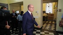 Sobotka přišel vypovídat na Obvodní soud pro Prahu 2. Sobotka přišel vypovídat na Obvodní soud pro Prahu 2.