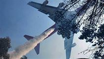 Největší hasičské letadlo světa Boeing 747 Golbal Supertanker. | na serveru Lidovky.cz | aktuální zprávy