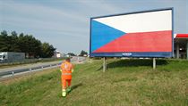 Monitorování dnes už nelegálních billboardů u dálnice D1. Provádí jej... | na serveru Lidovky.cz | aktuální zprávy