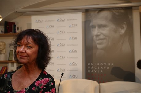 Semelová pedstavila program komunist v Knihovn Václava Havla.