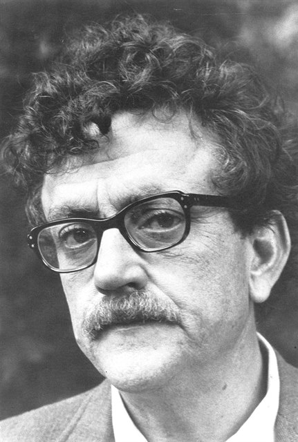 Americký spisovatel Kurt Vonnegut.