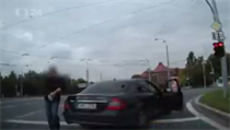 Policie napadla muže na Plzeňsku. | na serveru Lidovky.cz | aktuální zprávy
