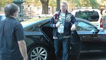 Pavel Bělobrádek po příjezdu do Plzně. | na serveru Lidovky.cz | aktuální zprávy