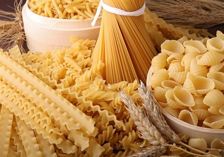 pagety, makaróny, linguine, penne, lasagne, fusilli, ravioli,...