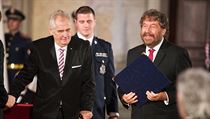 Vyznamenání dal Miloš Zeman také režisérovi Zdeňku Troškovi za zásluhy v... | na serveru Lidovky.cz | aktuální zprávy