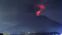 Pohled na sopku Mount Agung. | na serveru Lidovky.cz | aktuální zprávy