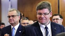 Nyní už bývalý předseda TOP 09 Miroslav Kalousek slíbil svému nástupci Jiřímu... | na serveru Lidovky.cz | aktuální zprávy