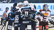 HC Škoda Plzeň - HC Sparta Praha. Z gólu se radují hokejisté Plzně. | na serveru Lidovky.cz | aktuální zprávy