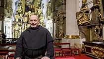 Mnohojazyčně. Augustinián Juan Provecho slouží v kostele sv. Tomáše mše česky,... | na serveru Lidovky.cz | aktuální zprávy