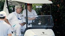 Prezident Donald Trump na svém golfovém hřišti na Floridě. | na serveru Lidovky.cz | aktuální zprávy