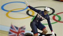 Jason Kenny slaví zlatou olympijskou medaili v Rio de Janeiru. | na serveru Lidovky.cz | aktuální zprávy