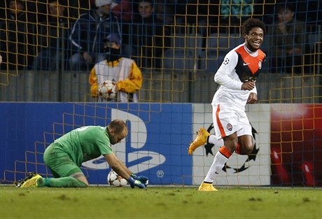 Jedním z rasisticky uráeným hrám patí Brazilec Luiz Adriano.