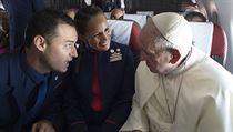 Papež František ve čtvrtek cestou na sever Chile oddal v letadle letušku a... | na serveru Lidovky.cz | aktuální zprávy