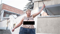 Aktivistka Femenu protestovala proti Zemanovi v Kyjevě. | na serveru Lidovky.cz | aktuální zprávy