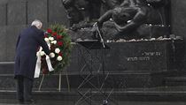 Americký ministr zahraničí Rex Tillerson položil věnec na pomník obětem... | na serveru Lidovky.cz | aktuální zprávy