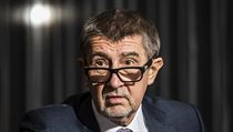 Někteří ministři se nechtějí smířit s účastí ve vládě, která by svou důvěru... | na serveru Lidovky.cz | aktuální zprávy