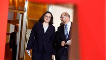 Bývalý šéf SPD Schulz a nastávající šéfka Nahlesová. | na serveru Lidovky.cz | aktuální zprávy