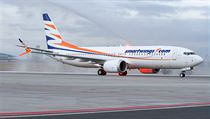 Boeing 737 MAX v barvách aerolinek SmartWings.