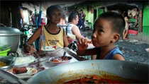 Pagpag je snadno dostupným pokrmem pro nejchudší obyvatele Filipín. | na serveru Lidovky.cz | aktuální zprávy
