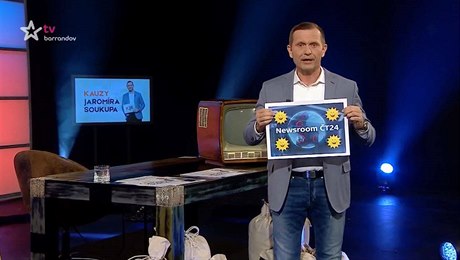 Jaromír Soukup ve svém poadu na TV Barrandov hovoí o poadu eské televize...