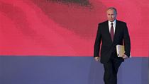Vladimír Putin během videoprojekce. | na serveru Lidovky.cz | aktuální zprávy