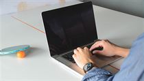 Každý druhý Čech si z porno webu stáhl virus | na serveru Lidovky.cz | aktuální zprávy