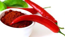 Chilli koření a chilli papričky - ilustrační foto. | na serveru Lidovky.cz | aktuální zprávy