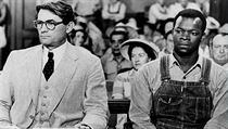 Gregory Peck ve filmu Jako zabít ptáčka. | na serveru Lidovky.cz | aktuální zprávy
