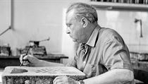 Při práci. Willi Baumeister v roce 1953 v dílně Ericha Möncha. | na serveru Lidovky.cz | aktuální zprávy