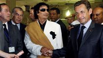 Platil Kaddáfí čtvrtiny Sarkozy kampaň? Platil Kaddáfí čtvrtiny Sarkozy kampaň?