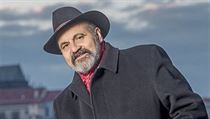 „Není kámen tak těžký,aby jednoho rána nemohl být odvalen,“ připomíná Tomáš... „Není kámen tak těžký,aby jednoho rána nemohl být odvalen,“ připomíná Tomáš...