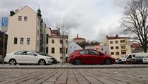 Lidé, kteří dojíždějí za prací do Kvasin a využívají spolujízdu, zabírají v... | na serveru Lidovky.cz | aktuální zprávy