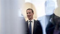 Mark Zuckerberg v Senátu. | na serveru Lidovky.cz | aktuální zprávy
