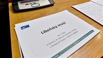 Zprávy Kloknerova ústavu o stavu Libeňského mostu připravené na stolech... | na serveru Lidovky.cz | aktuální zprávy