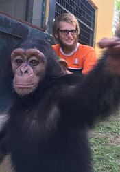 Na kole přes Afriku: Zachraňte slony V Národním parku Conkouati nacházíme na břehu řeky ostatky slona. Pytlák... | na serveru Lidovky.cz | aktuální zprávy