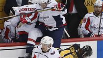 Tom Wilson (43) z Washingtonu při srážce s Zachem Astonem-Reesem (46) z... | na serveru Lidovky.cz | aktuální zprávy