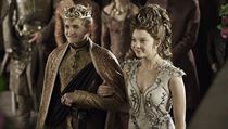 Královská svatba. Joffrey Baratheon (Jack Gleeson) a Margaery Tyrell (Natalie... | na serveru Lidovky.cz | aktuální zprávy